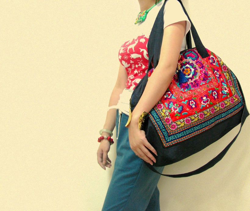 National style Retro embroidery Bag